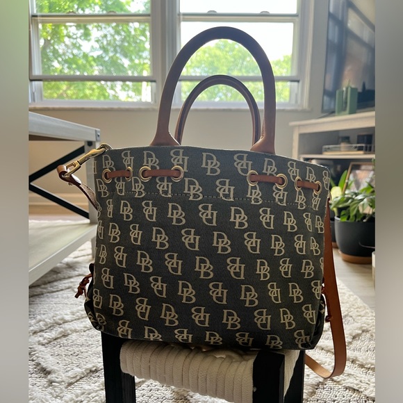 Dooney & Bourke Signature Crossbody Satchel Tulip Tote - Picture 8 of 16